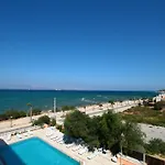 Hotel Farm 3*