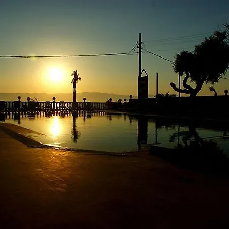 Wa Farm & 3* Çeşme