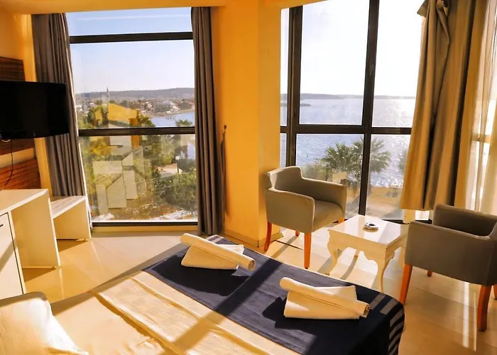 Hotel Wa Farm & 3*